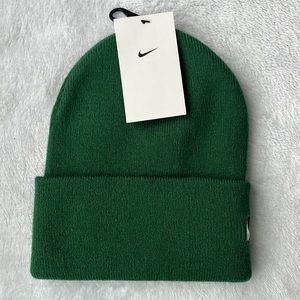 NWT Nike Unisex Cuffed Team Beanie, Gorge Green